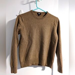 Uniqlo vintage 100% cashmere sweater size medium
